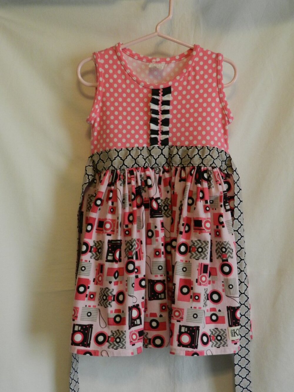Girls size 4T Dress Camera Theme K Pea